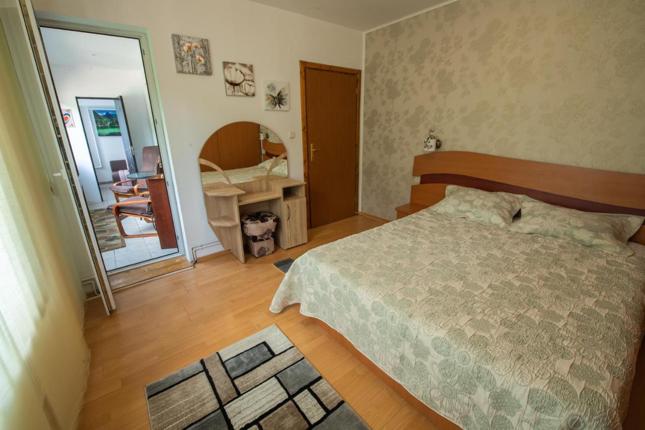 Monik Apartament Sinaia